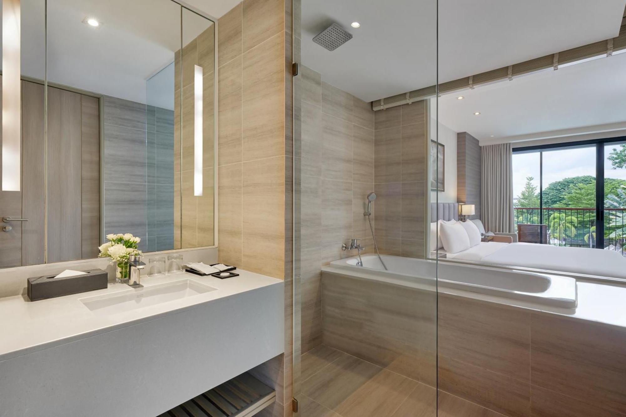 The Park Nine Suvarnabhumi - Free Bkk Airport Shuttle Hotel
